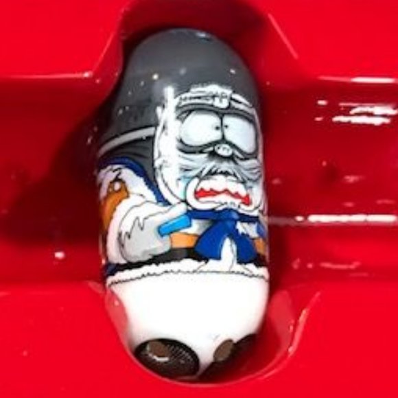 Mighty Beanz Red Collectors Case & 11 Mighty Beanz Set - Picture 7 of 16